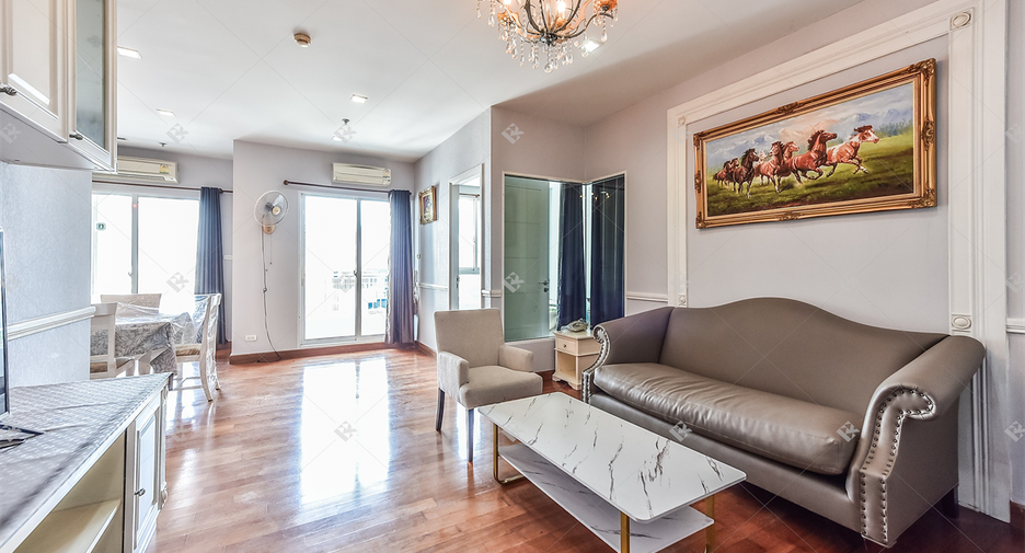 For sale 2 ベッドルーム condo in Sathon, Bangkok