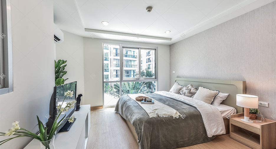 For sale 3 bedrooms condo in Yan Nawa, Bangkok