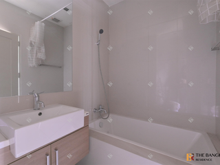For sale 2 bedrooms condo in Khlong Toei, Bangkok