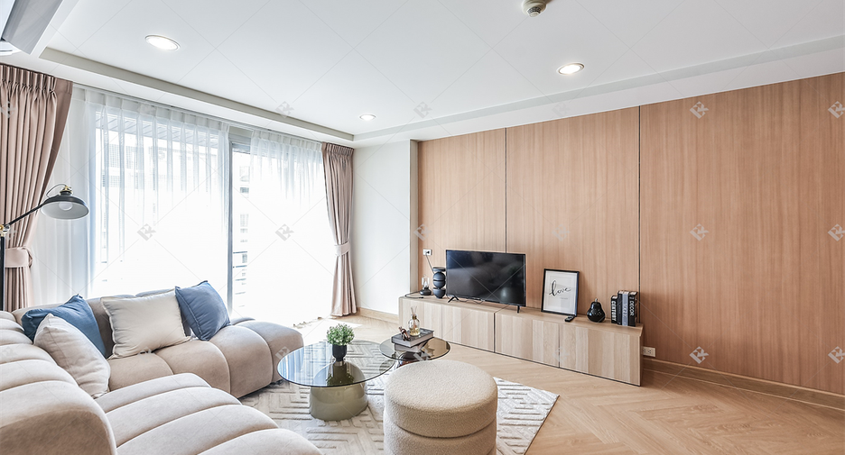 For sale 3 bedrooms condo in Yan Nawa, Bangkok
