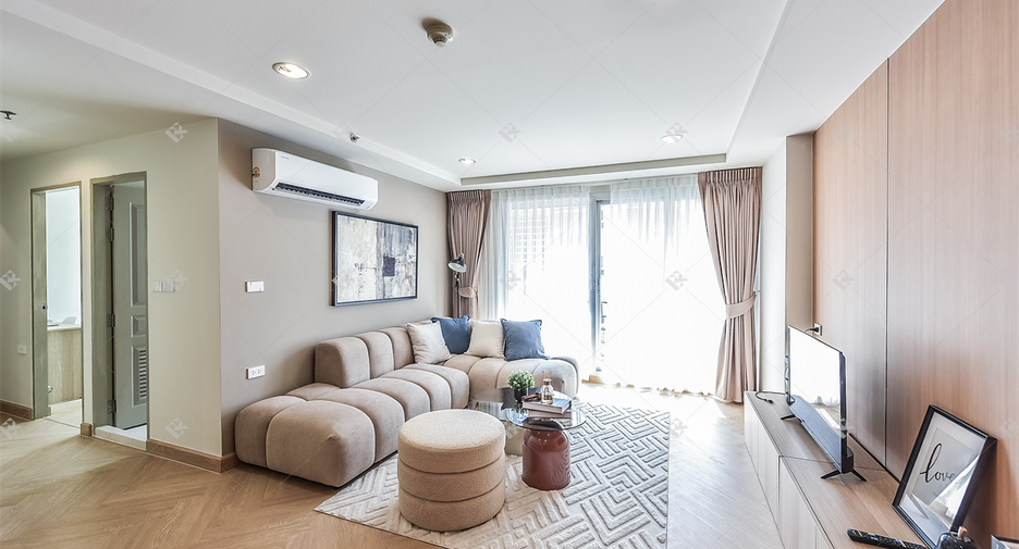 For sale 3 bedrooms condo in Yan Nawa, Bangkok