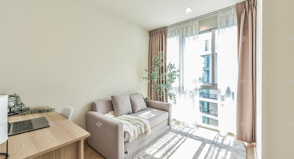 For sale 3 bedrooms condo in Yan Nawa, Bangkok