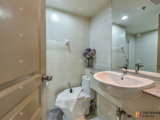 À vendre 3 chambres condo à Yan Nawa, Bangkok