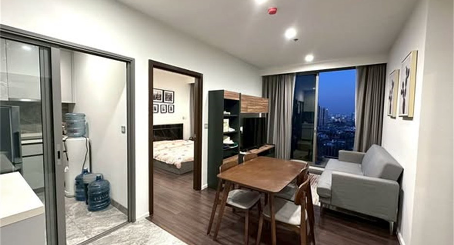Condo en venta de 2 habitaciones en Bang Na, Bangkok