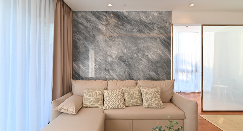 For sale 2 bedrooms condo in Khlong Toei, Bangkok