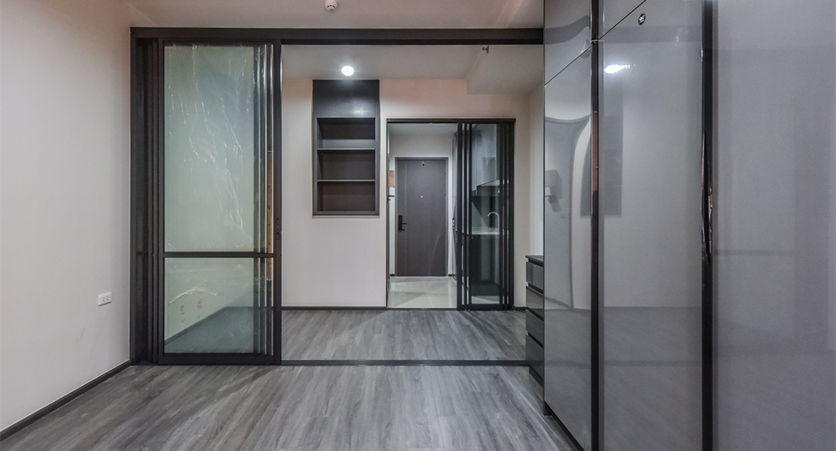 For sale 1 bed condo in Khlong Toei, Bangkok