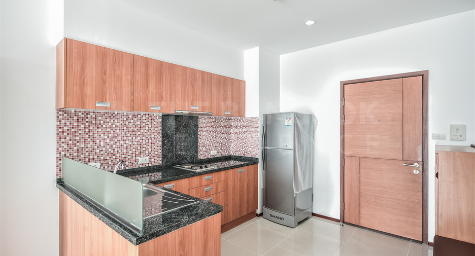 For sale 1 bed condo in Khlong San, Bangkok