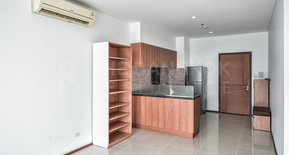 For sale 1 bed condo in Khlong San, Bangkok