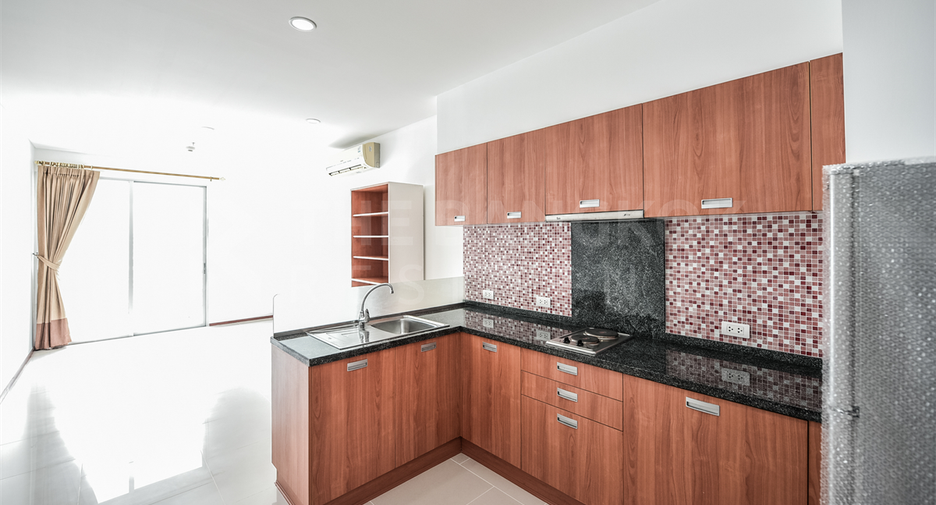 For sale 1 bed condo in Khlong San, Bangkok