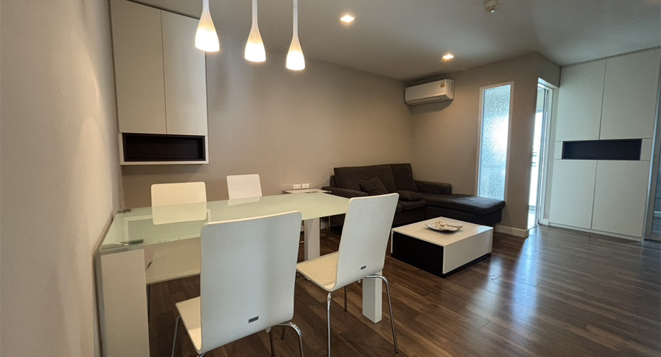 For sale 2 bedrooms condo in Phra Khanong, Bangkok