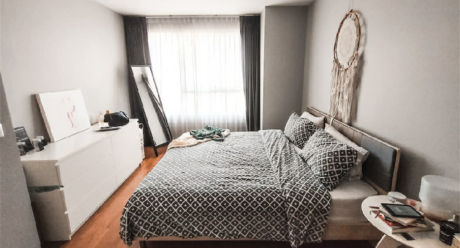 For sale 1 bed condo in Khlong Toei, Bangkok
