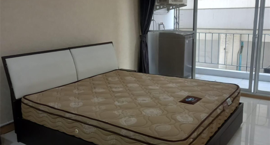 Продажа 2 спальни кондо в Щаттхана, Бангкок