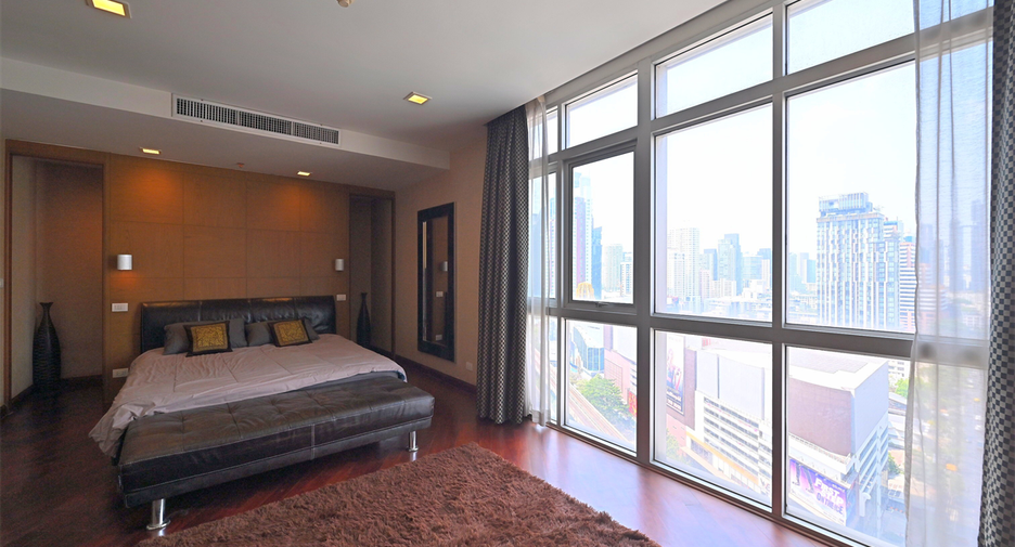 À vendre 3 chambres condo à Khlong Toei, Bangkok