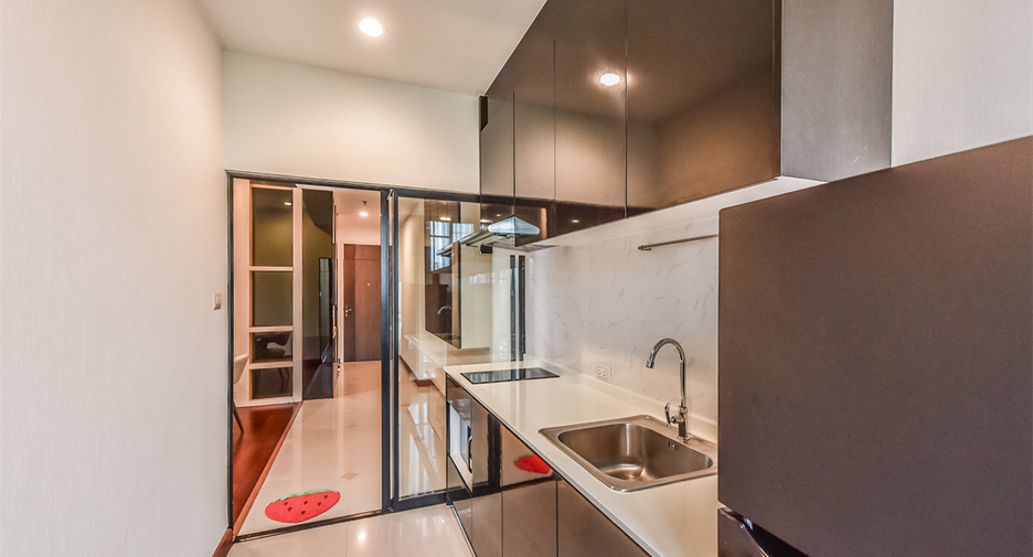 Wohnung zum Kauf mit 2 Zimmer in Sathon, Bangkok
