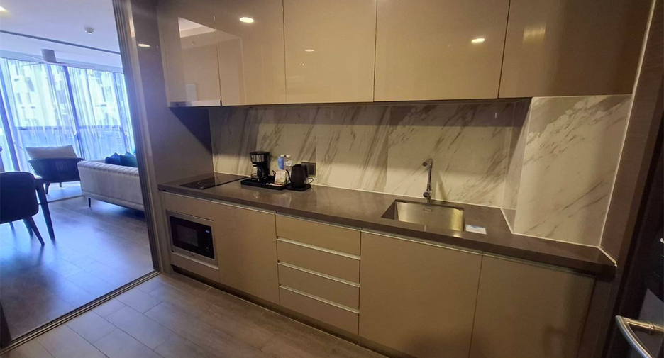 Продажа 1 кровать кондо в Кхлонг Тоеи, Бангкок