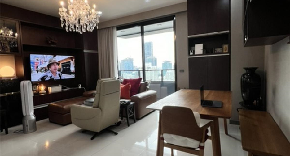 For sale 2 bedrooms condo in Bang Rak, Bangkok