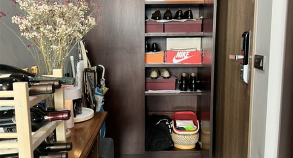 For sale 2 bedrooms condo in Bang Rak, Bangkok