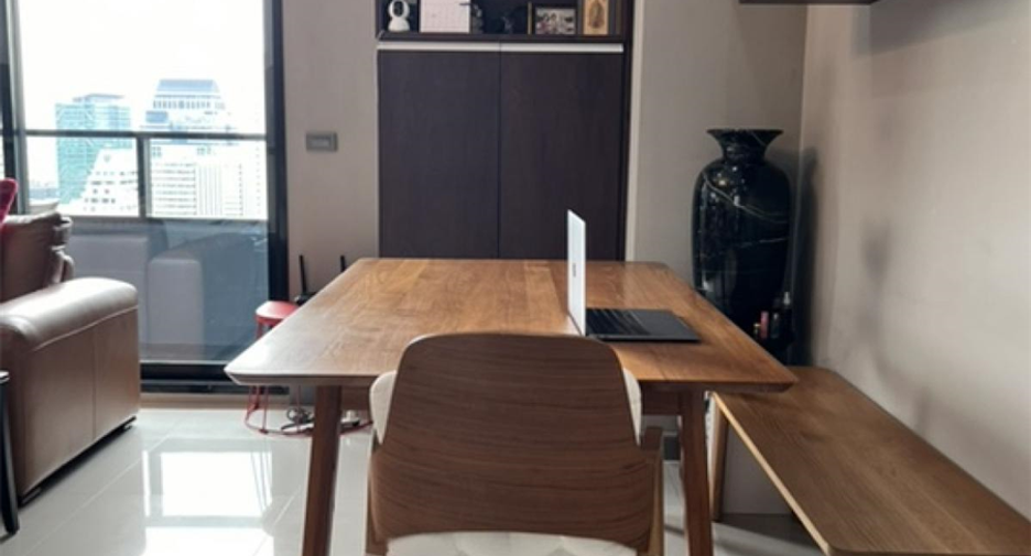 For sale 2 bedrooms condo in Bang Rak, Bangkok