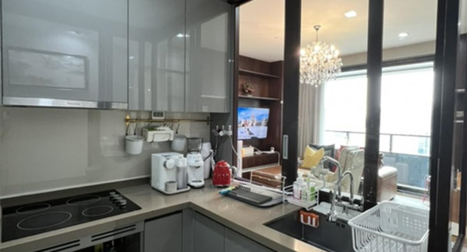 For sale 2 bedrooms condo in Bang Rak, Bangkok