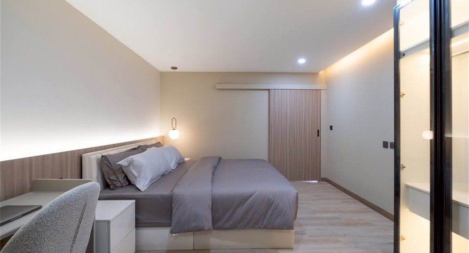 For sale 2 ベッドルーム condo in Watthana, Bangkok