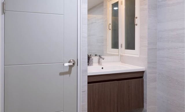 For sale 2 bedrooms condo in Watthana, Bangkok