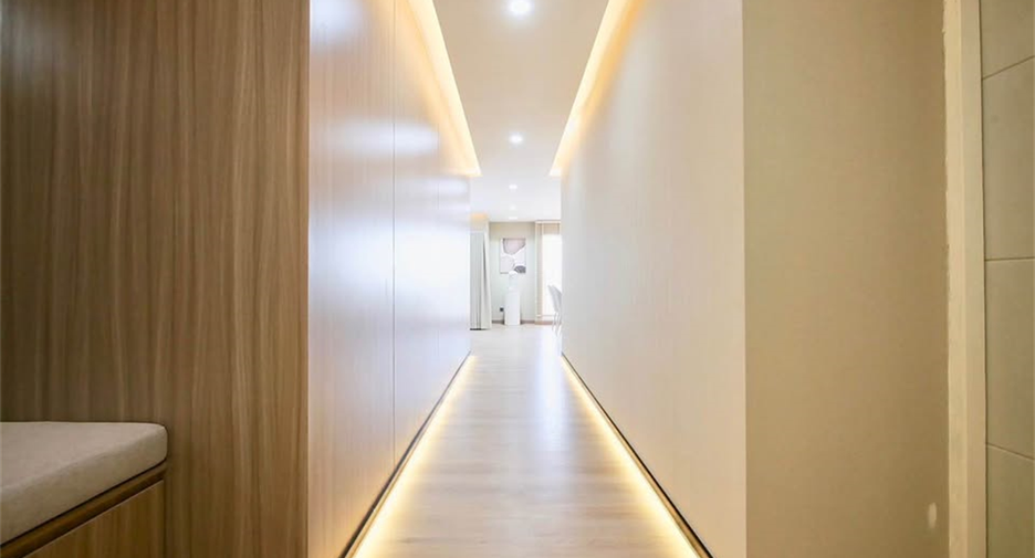 For sale 2 ベッドルーム condo in Watthana, Bangkok