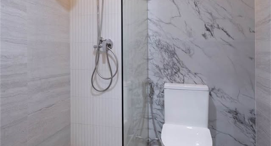 For sale 2 ベッドルーム condo in Watthana, Bangkok