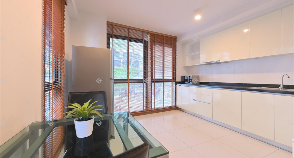 For sale 1 bed condo in Watthana, Bangkok