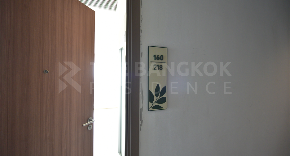 For sale 2 ベッドルーム condo in Yan Nawa, Bangkok