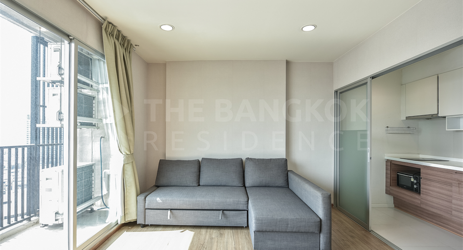 For sale 2 ベッドルーム condo in Yan Nawa, Bangkok