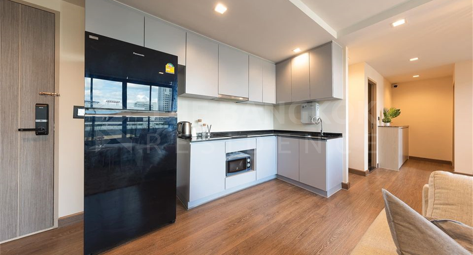 Condo en venta de 3 habitaciones en Phra Khanong, Bangkok