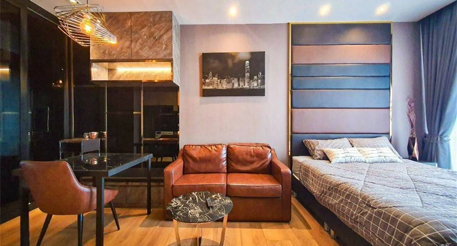 For sale 1 bed condo in Khlong Toei, Bangkok