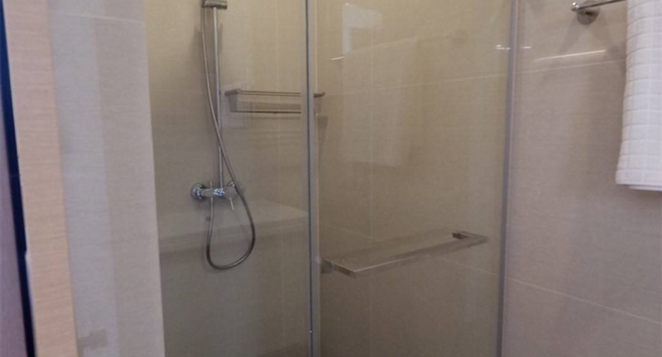For sale 1 bed condo in Khlong Toei, Bangkok