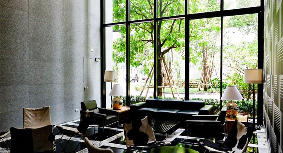 For sale 1 bed condo in Khlong Toei, Bangkok