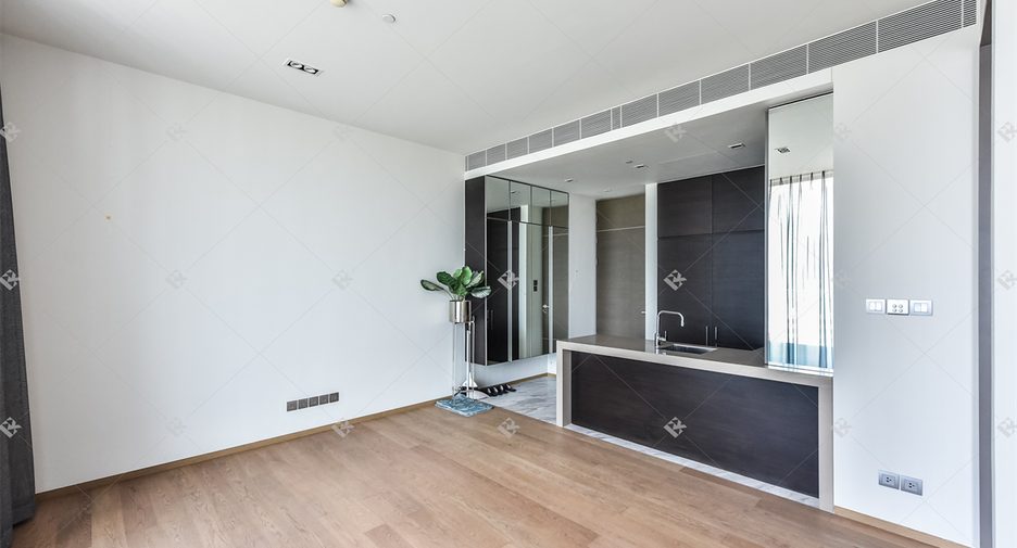 For sale 1 bed condo in Sathon, Bangkok