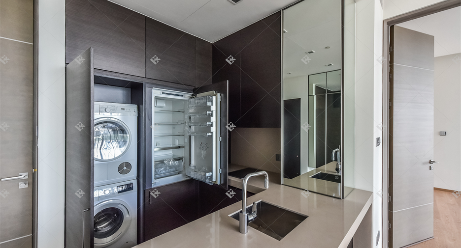 For sale 1 bed condo in Sathon, Bangkok