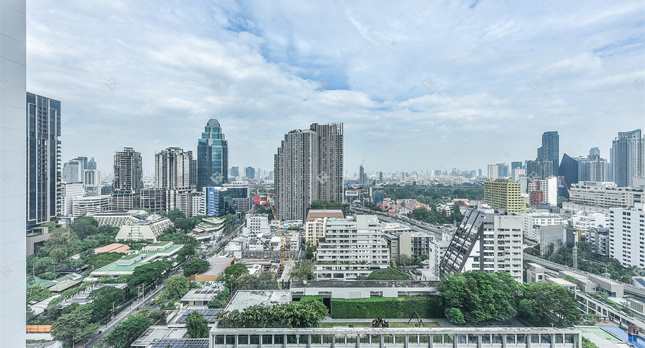 For sale 2 bedrooms condo in Pathum Wan, Bangkok
