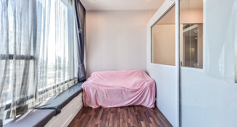 Wohnung zum Kauf mit 1 Zimmer in Sathon, Bangkok