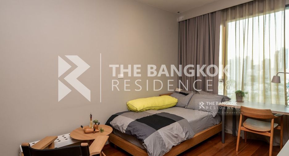For sale 2 ベッドルーム condo in Yan Nawa, Bangkok