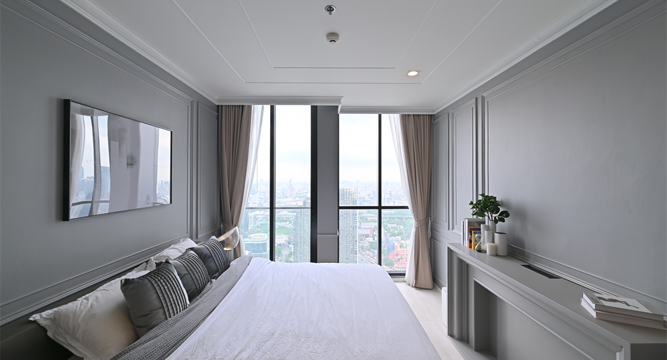 For sale 2 bedrooms condo in Pathum Wan, Bangkok
