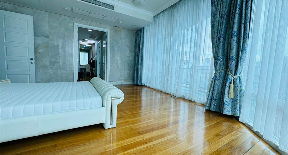 ขาย 4 ห้องนอน คอนโด ใน วัฒนา, กรุงเทพฯ