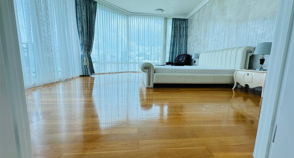 ขาย 4 ห้องนอน คอนโด ใน วัฒนา, กรุงเทพฯ