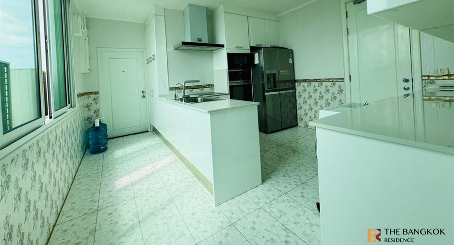 ขาย 4 ห้องนอน คอนโด ใน วัฒนา, กรุงเทพฯ