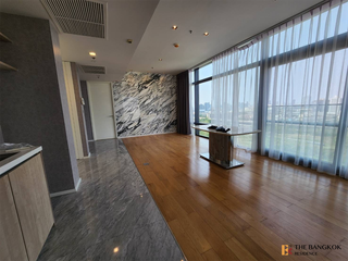 For sale 2 ベッドルーム condo in Watthana, Bangkok