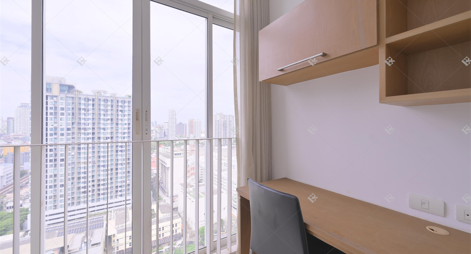 For sale 1 bed condo in Phra Khanong, Bangkok