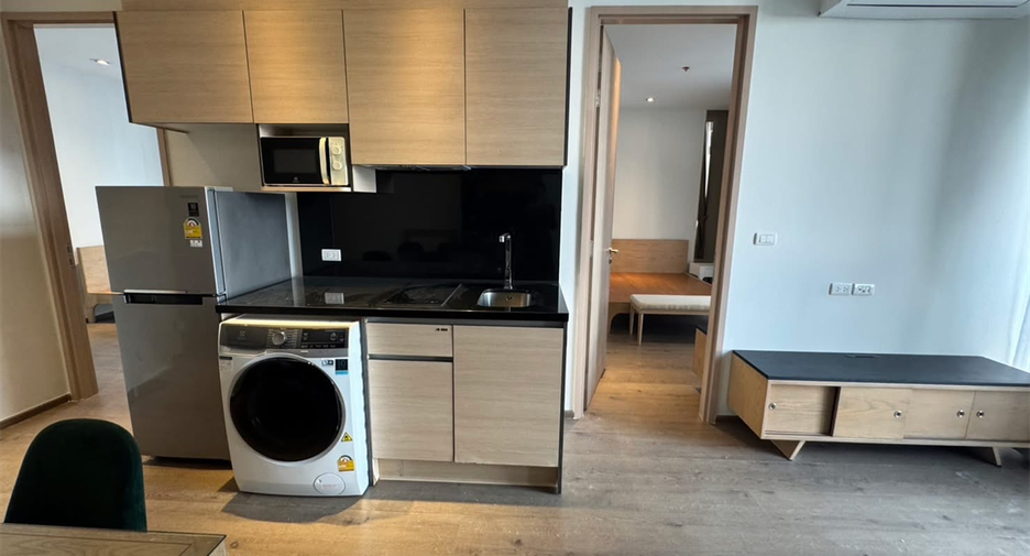 For sale 2 bedrooms condo in Khlong Toei, Bangkok