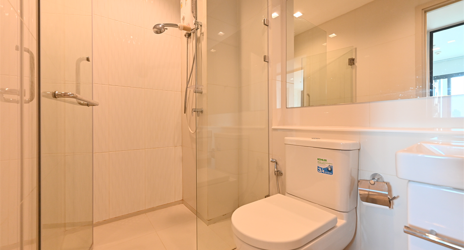 For sale 1 Beds condo in Pathum Wan, Bangkok