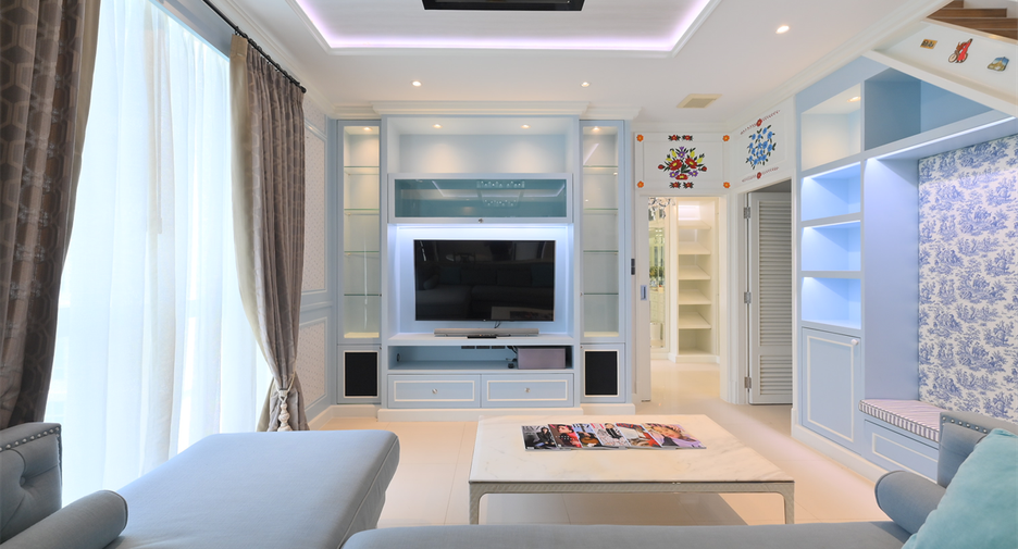 Condo en venta de 3 habitaciones en Bang Na, Bangkok