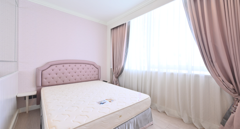 Condo en venta de 3 habitaciones en Bang Na, Bangkok