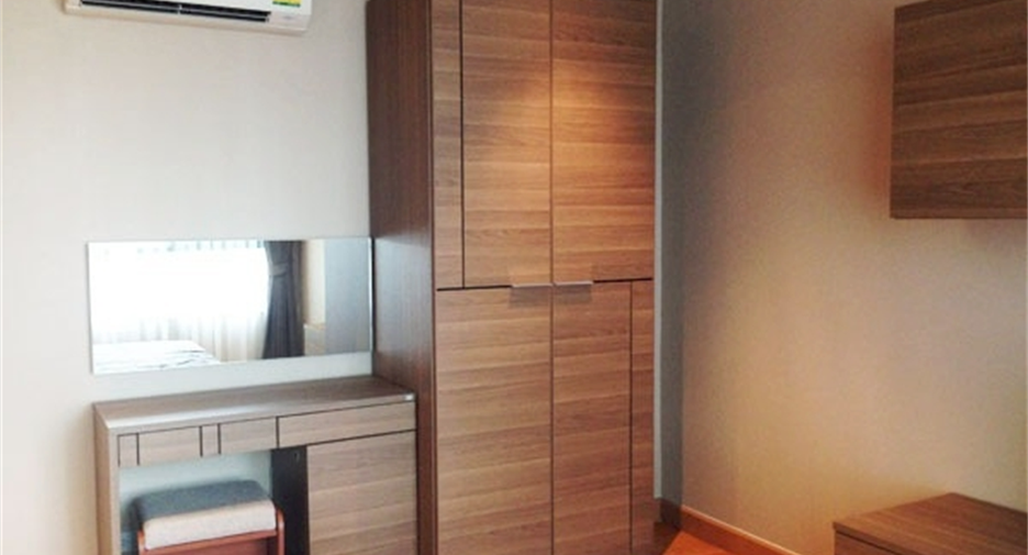 For sale 2 ベッドルーム condo in Phra Khanong, Bangkok